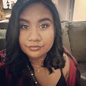 Meet your Posher, Tina